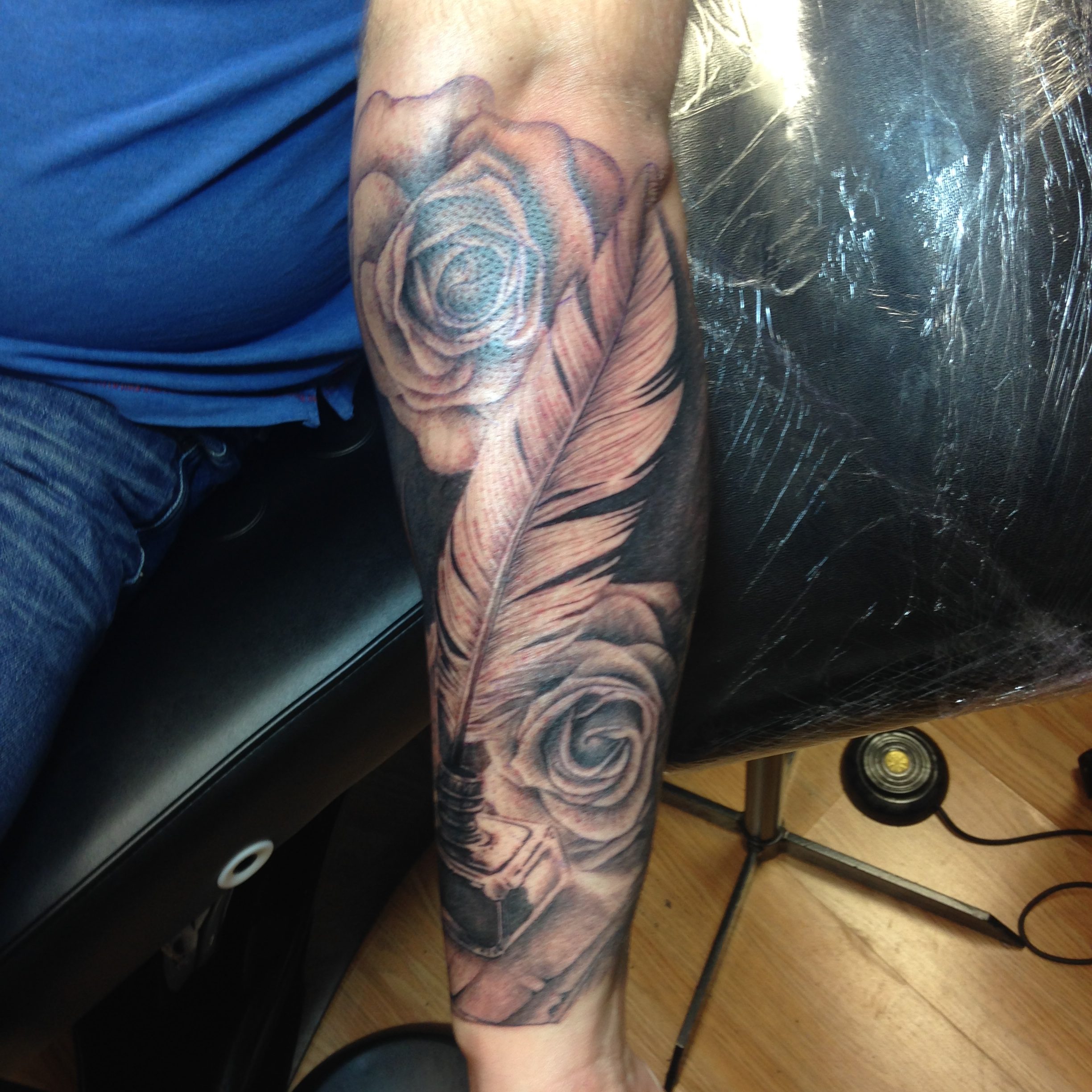 70 Impressive Rose Tattoos For Thigh  Tattoo Designs  TattoosBagcom